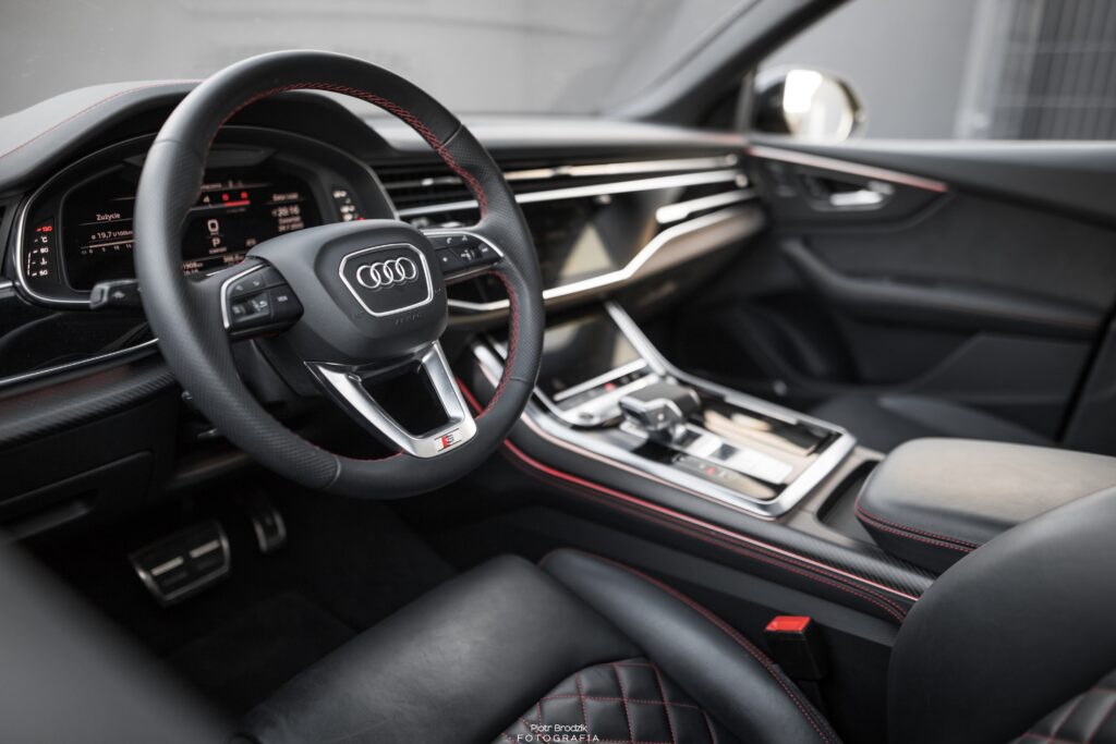 wypożyczalnia aut warszawa śródmieście